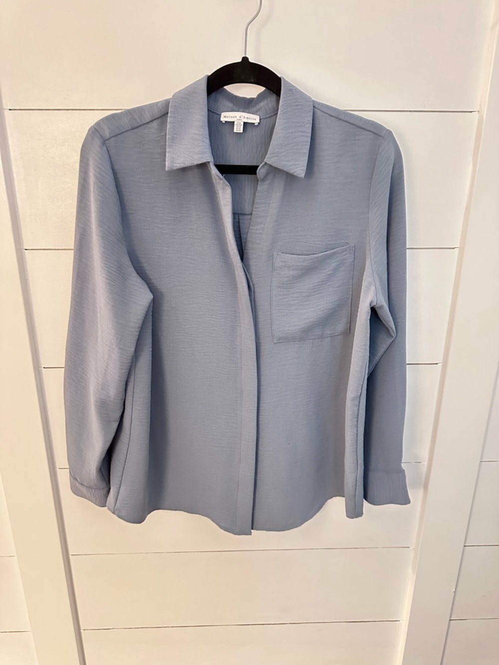 Maison d'Amelie M Grey hidden button long sleeve quiet luxury easycare blouse